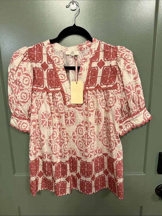 entro Tops - entro Pink and White Printed Puff Sleeve Blouse
